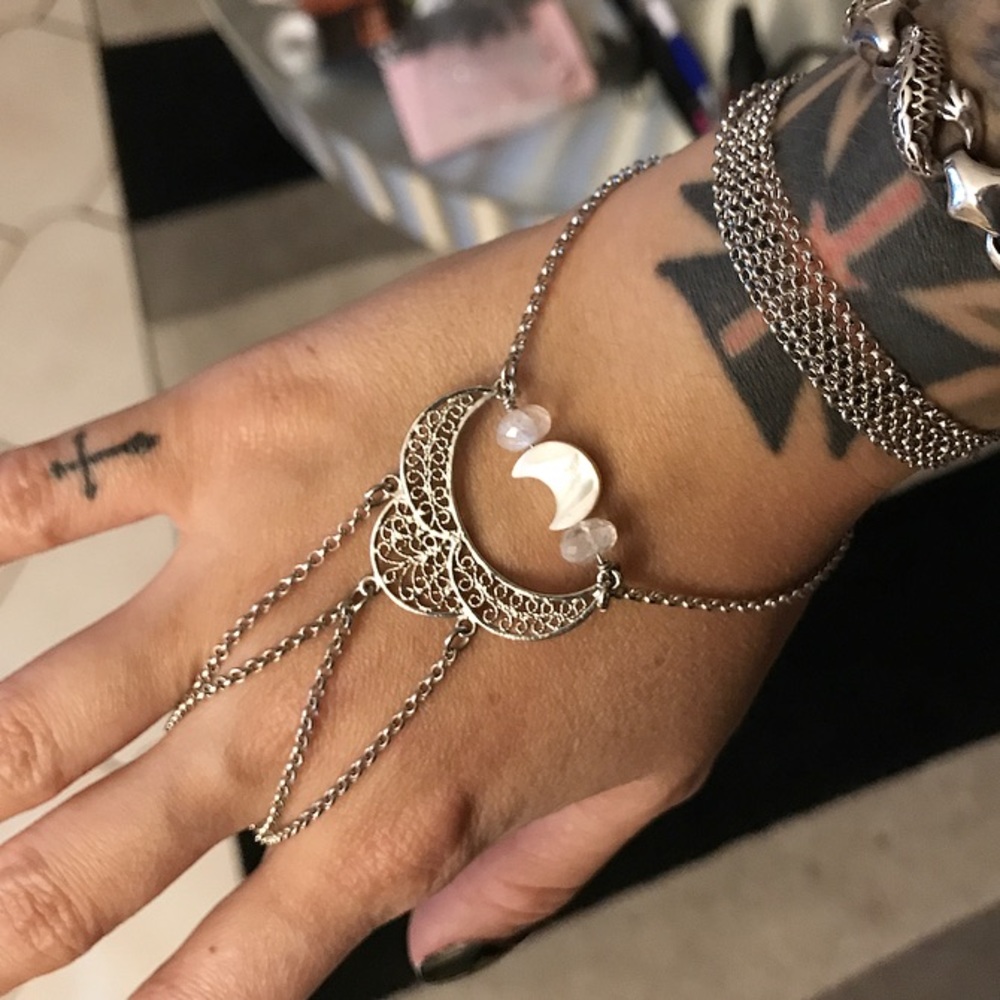 Genuine moonstone & moon mother of pearl bracelet - Picture 4 of 8